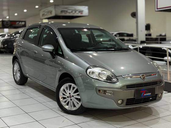 FIAT PUNTO 1.6 ESSENCE 16V FLEX 4P AUTOMATIZADO FIAT PUNTO 1.6 ESSENCE 16V FLEX 4P AUTOMATIZADO